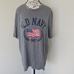Old Navy Gray Graphic Tee with Flag Design